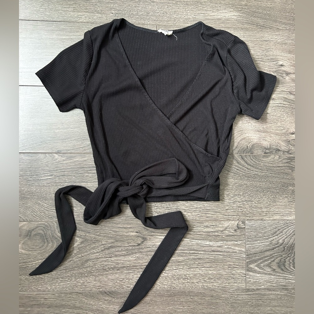 Garage Wrap Cropped Top